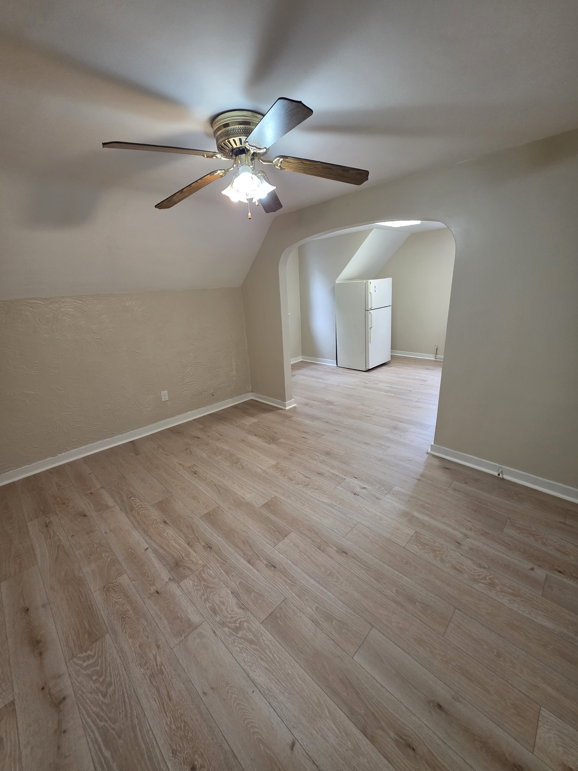 662 West 9th Street - 8