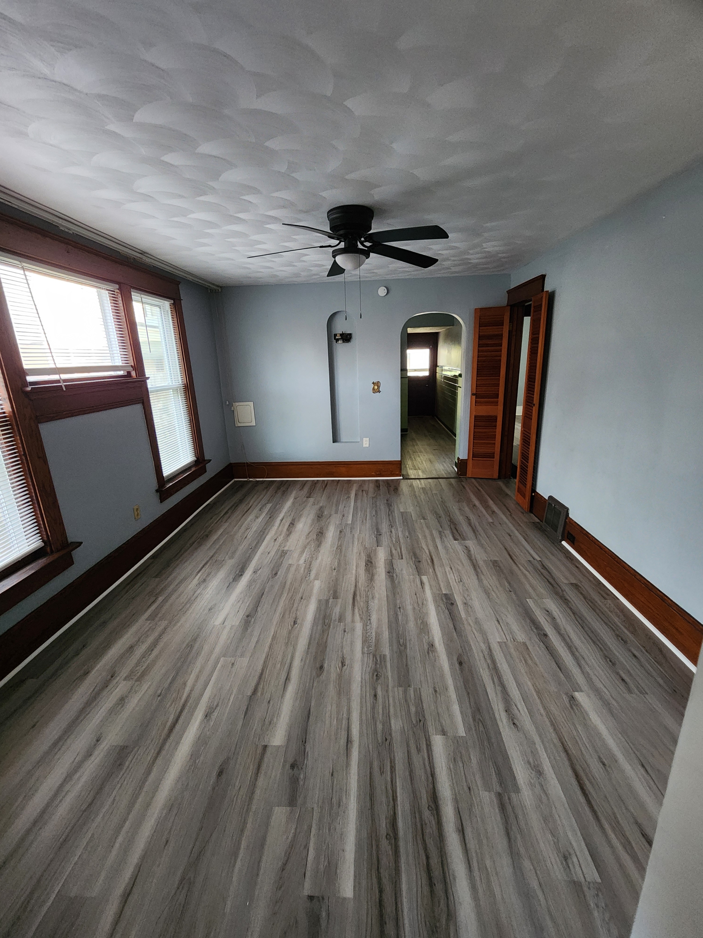 711-713 West 21st Street - 1st Fl